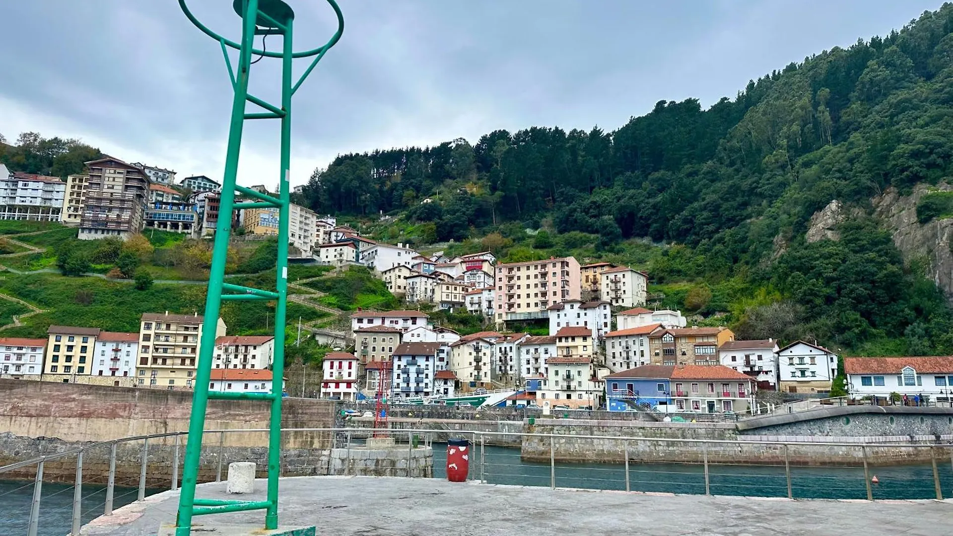 Edificio Con Vistas En Elantxobe + Wifi Villa 0*, Elanchove Spain